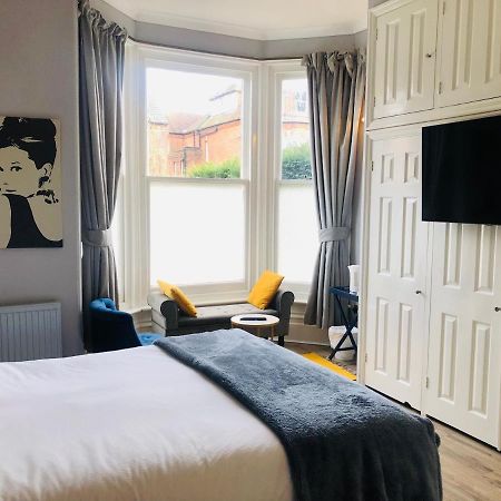 Canterbury Accommodations With Free Car Park Onsite And High Speed Wifi 外观 照片