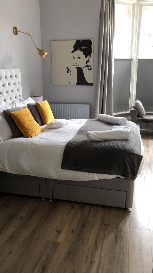 Canterbury Accommodations With Free Car Park Onsite And High Speed Wifi 外观 照片