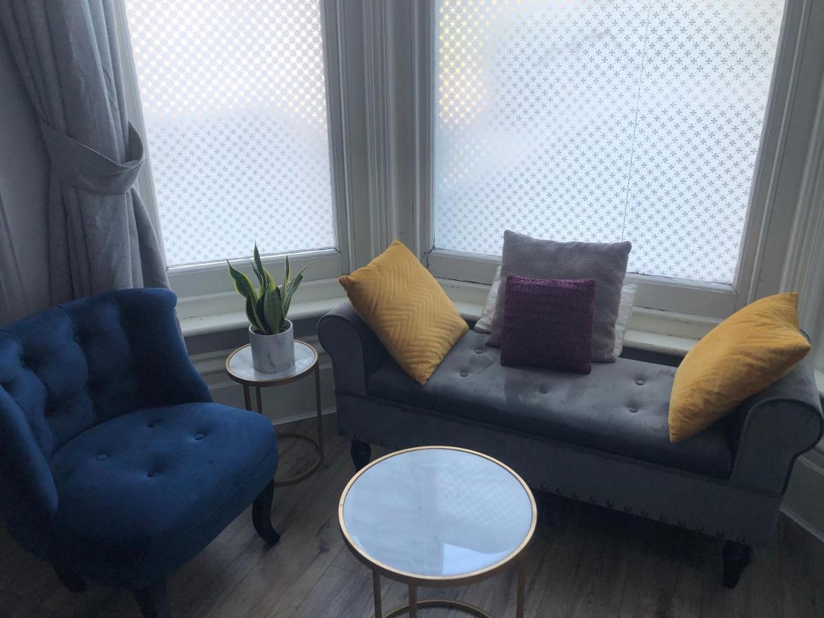 Canterbury Accommodations With Free Car Park Onsite And High Speed Wifi 外观 照片