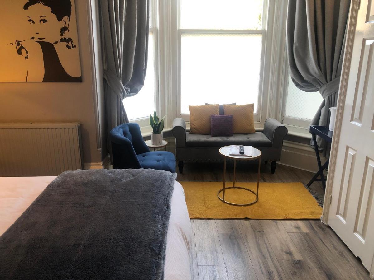 Canterbury Accommodations With Free Car Park Onsite And High Speed Wifi 外观 照片