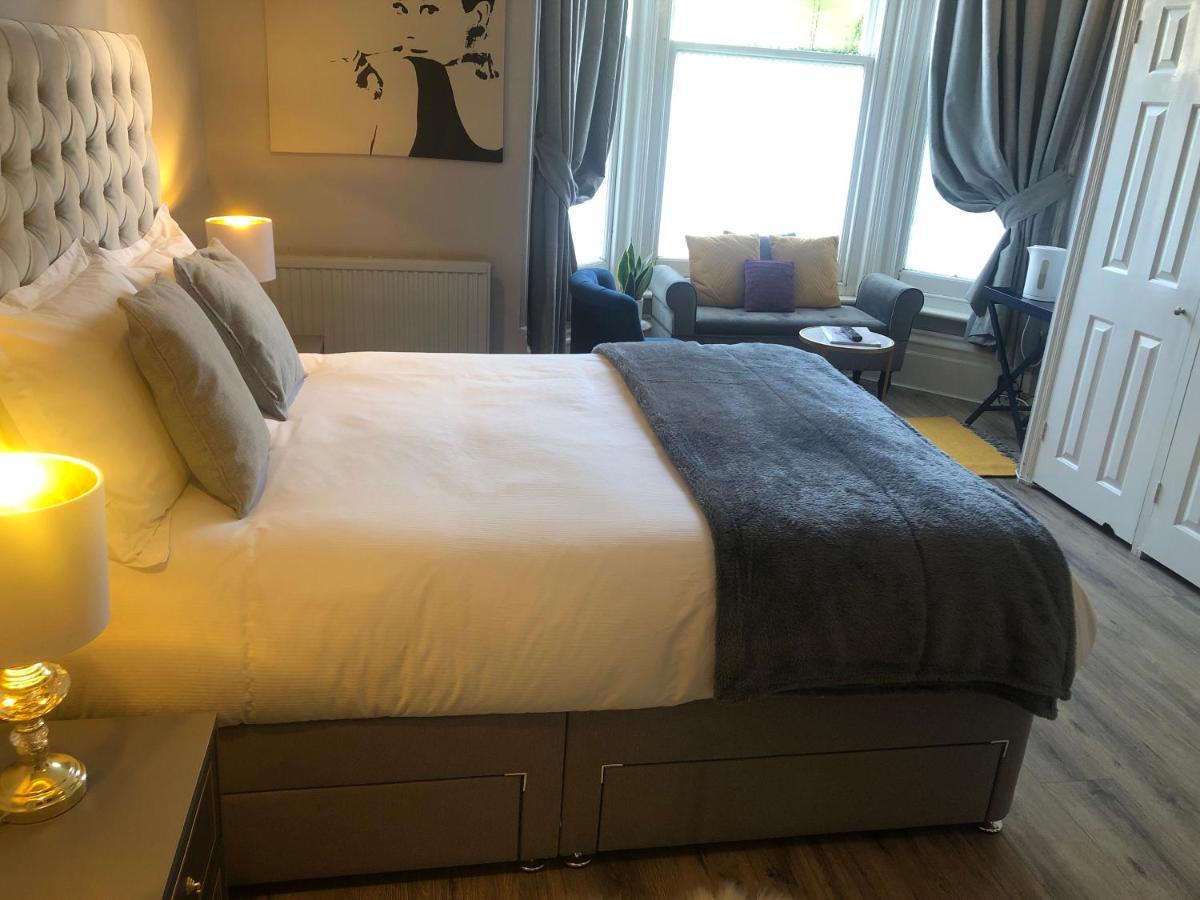 Canterbury Accommodations With Free Car Park Onsite And High Speed Wifi 外观 照片