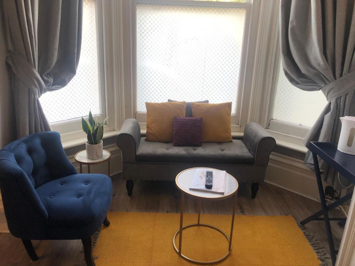 Canterbury Accommodations With Free Car Park Onsite And High Speed Wifi 外观 照片