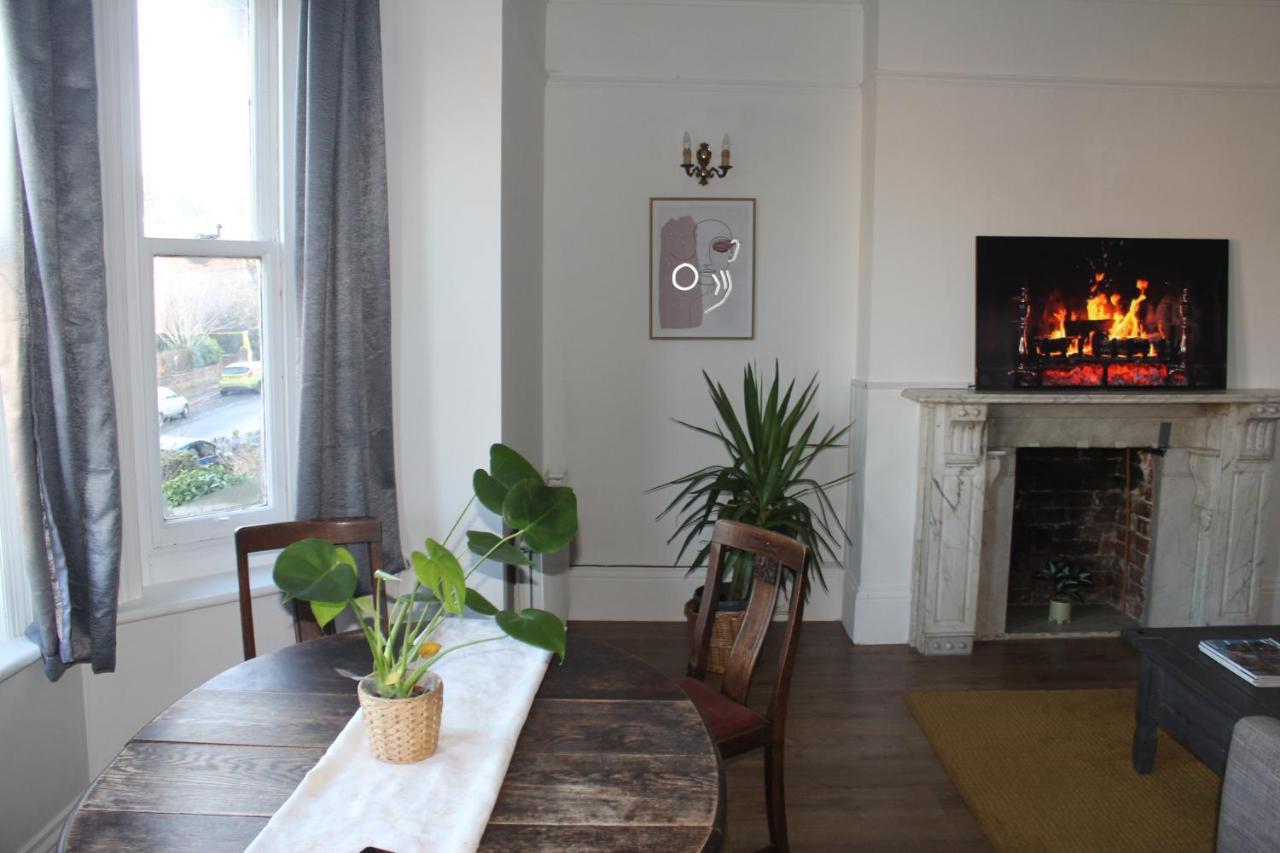 Canterbury Accommodations With Free Car Park Onsite And High Speed Wifi 外观 照片