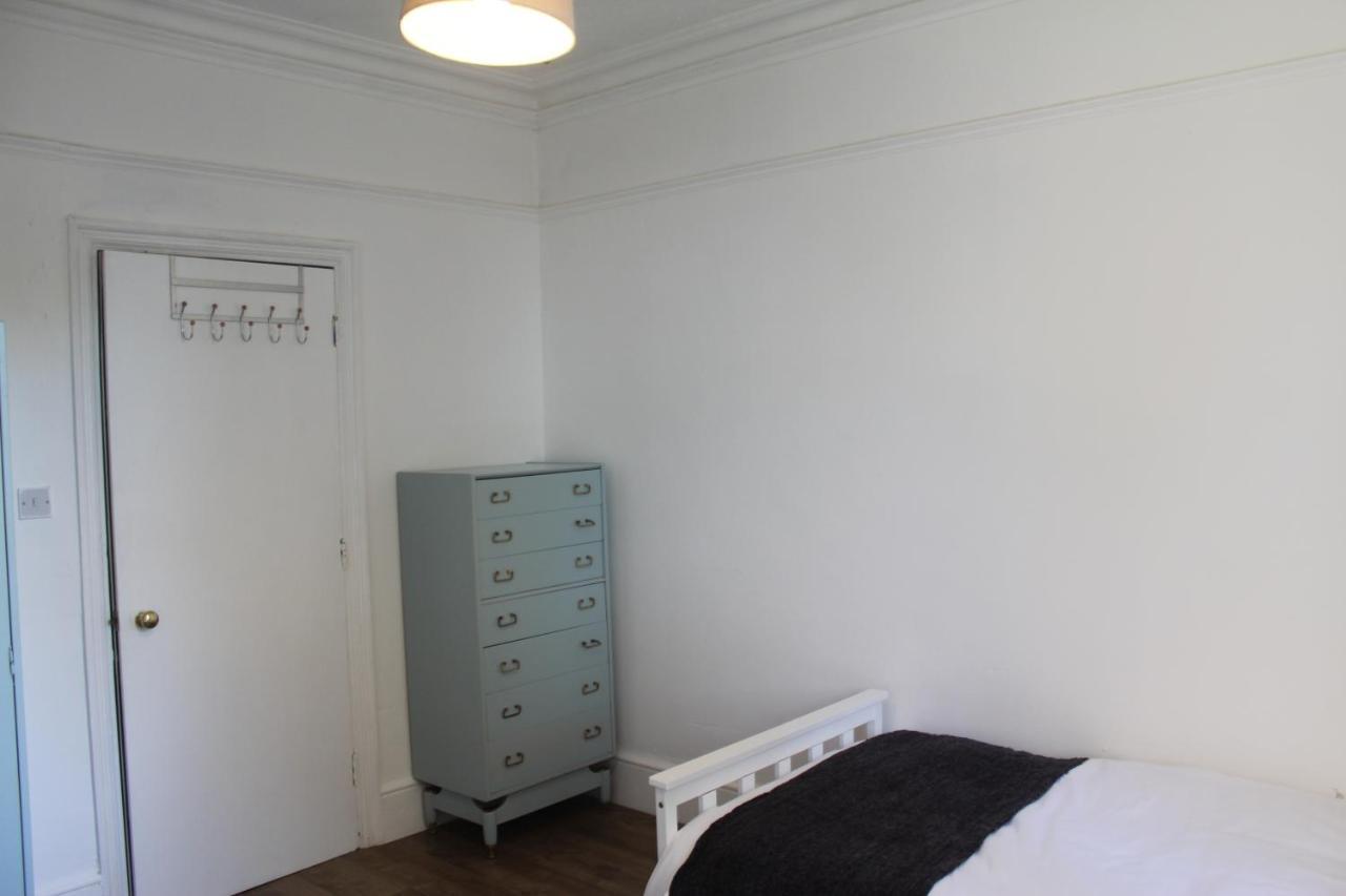 Canterbury Accommodations With Free Car Park Onsite And High Speed Wifi 外观 照片